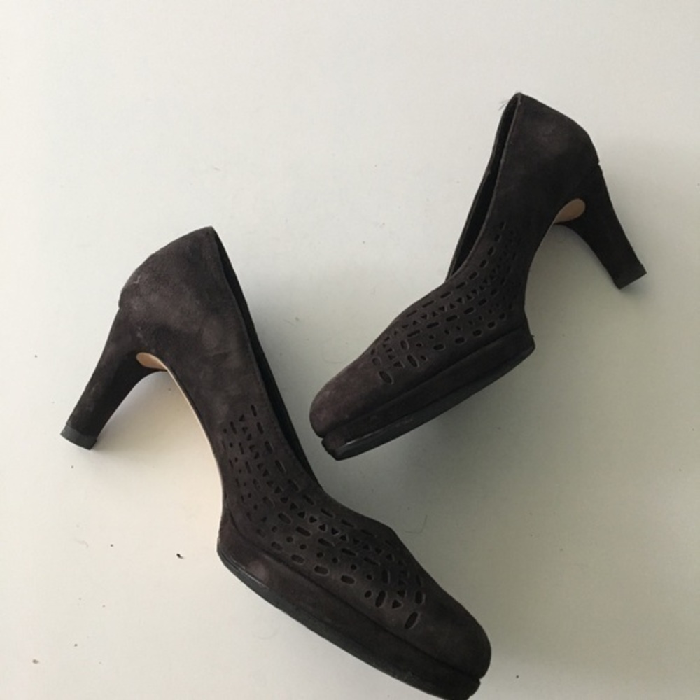 Vaneli Cutout Brown suede leather Platform heels pumps‎ Womens Size 7.5 N…